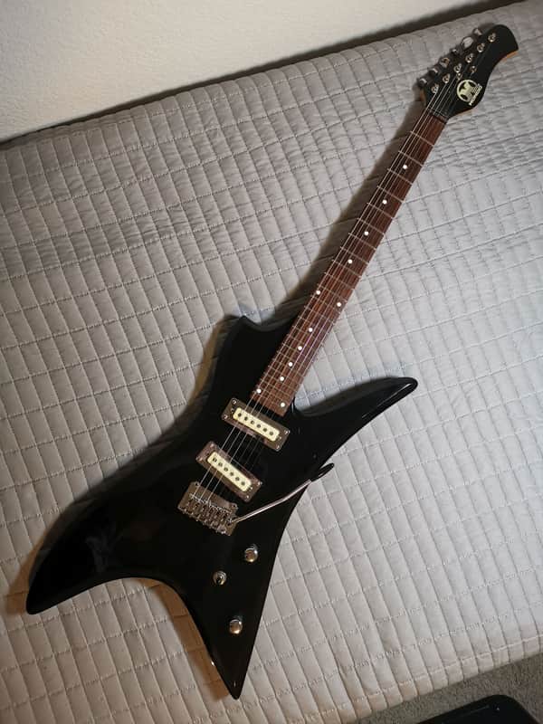 *RARE* 1980's Hondo H-2 (Korea) - Black w/SETUP/FRETWORK image 1