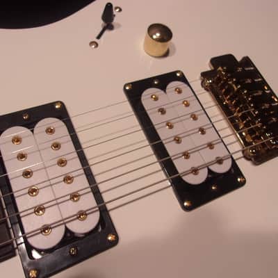 Ibanez Gio - white with gold hardware image 10