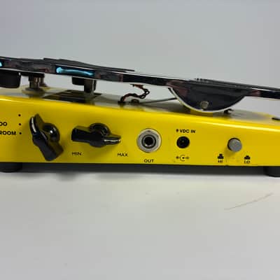 Snarling Dogs Mold Spore Wah 1990s - Yellow image 2