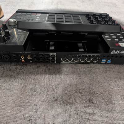 Akai MPC X Standalone Sampler / Sequencer 2017 - Present - Black image 3