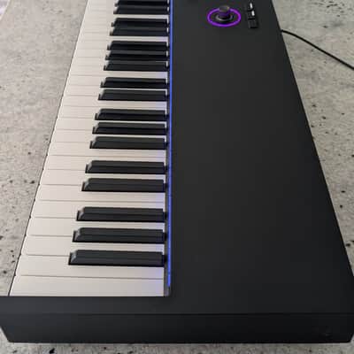 Native Instruments Komplete Kontrol S88 MK3 - Present - Black image 12