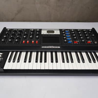 Moog Minimoog Voyager Electric Blue Edition Analog Synthesizer #59445 image 6