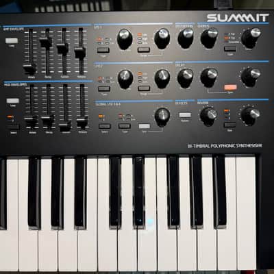 Novation Summit 61-Key 16-Voice Synthesizer 2019 - Present - Black image 4