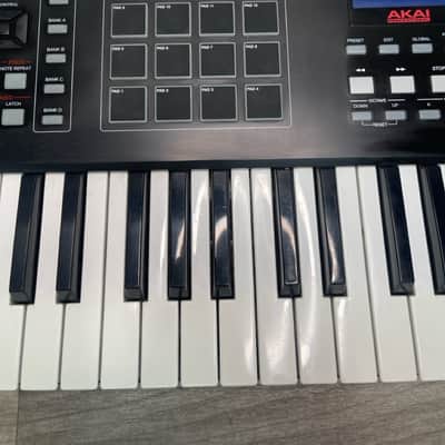 Akai Keyboard Mpk261 image 3