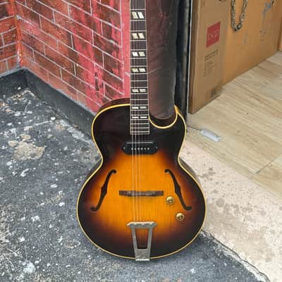Gibson ES-175 1956 - a stunning 1 family owned all original example ready to enjoy ! image 2