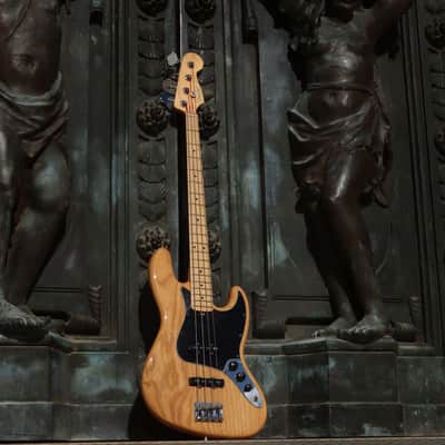 Fender American Professional Jazz Bass® | 2018 image 16