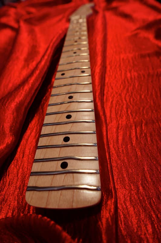 True Temperament Stratocaster retrofit neck with 7,25" Fingerboard Radius, Maple image 1