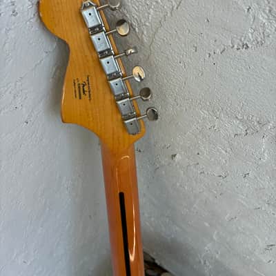 Squier Classic Vibe '60s Jaguar 2022 - Olympic White with Matching Headstock electric guitar Limited edition image 9