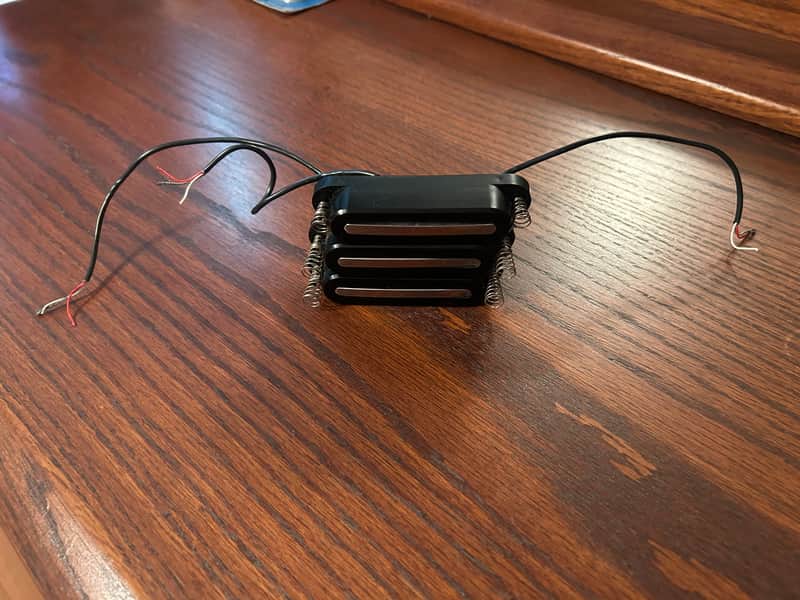 1980s Ibanez V7 Roadstar II Blade Single Coil Pickup Set image 1