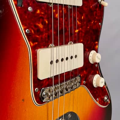Fender Jazzmaster 1961 3-Color Sunburst image 5