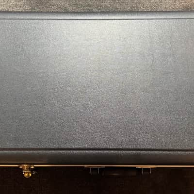 Fender Standard Stratocaster 2007 - Red image 13