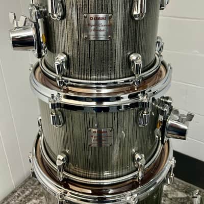 Yamaha Maple Custom Absolute Nouveau Drum Set image 4