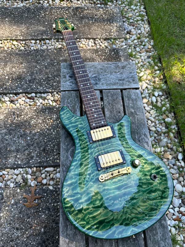 Edwards E-U-HL2 Hellion 2010 Malachite Green Uruha Gazette