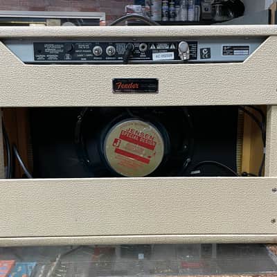 Fender Custom Shop '65 Deluxe Reverb-Amp "Australia Edition" 2005 - Blonde image 10