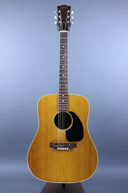 Gibson J-50 Deluxe