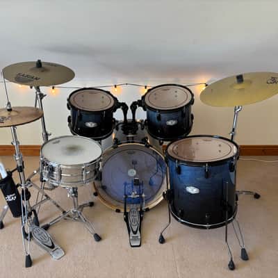 Pearl "Vision" VBX Birch 5 piece drum kit/hardware/cymbals /gig bags/ throne image 11