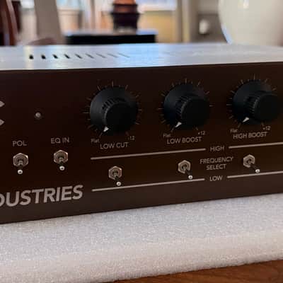 Hazelrigg Industries VLC Vacuum Tube Preamplifier / LC Equalizer 2016 - 2021 - Brown image 3