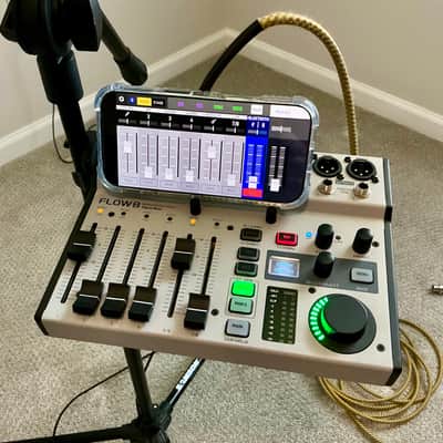 Behringer FLOW 8 Bluetooth Controlled 8-Input Digital Mixer 2020 - Present - Grey image 3