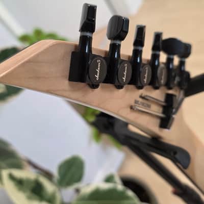 Jackson Dinky DK2 Pro Series RARE Burgundy Mist HH Floyd Rose USA Seymour Duncan Pickups NEW Gator Hard Case MINT CASE QUEEN MiM Super Strat Mexico Mexican Fender Factory image 24