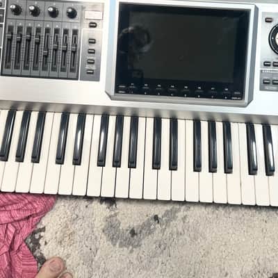 Roland Fantom-G6 61-Key Workstation Keyboard 2008 - 2012 - Silver image 5