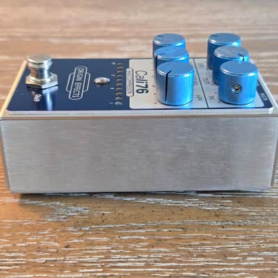 Origin Effects Cali76 Bass Compressor 2024 - Super Vintage Blue image 4