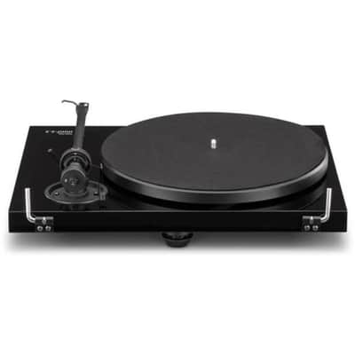 Music Hall MMF2.2 With Phono Preamp 2018 black image 2