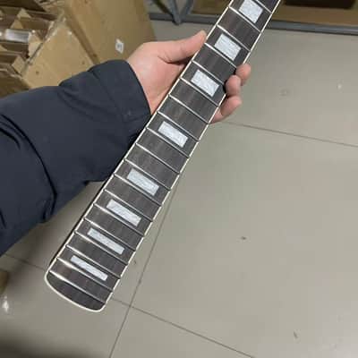 White binding Round stainless steel 4a 22 frets Roasted Maple guitar neck Rosewood fingerboard Pearl block inlay 25.5inch hole 10mm image 2