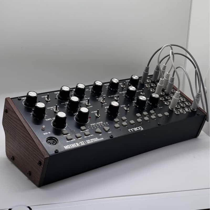 2015 – Present Moog Mother-32 Tabletop / Eurorack Semi-Modular…