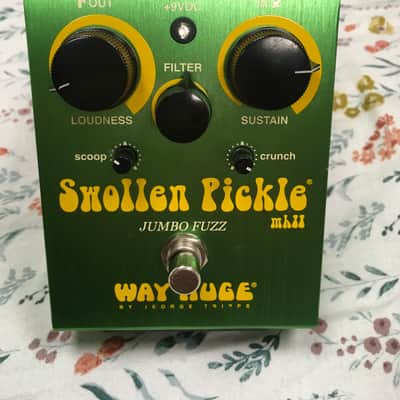 Way Huge WHE401 Swollen Pickle MkII Jumbo Fuzz 2010 - 2019 Green image 2