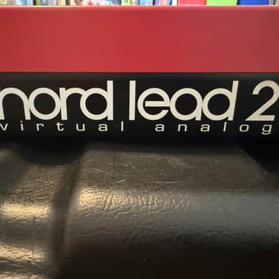Nord Lead 2 49-Key 16-Voice Polyphonic Synthesizer image 4
