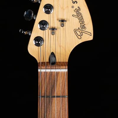Fender Deluxe Roadhouse Stratocaster 3-Tone Sunburst Pau Ferro (569) image 5