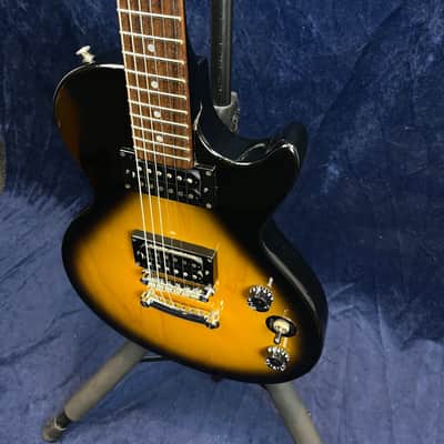 Epiphone Special Les Paul Electric Guitar in Sunburst Pre-owned image 3