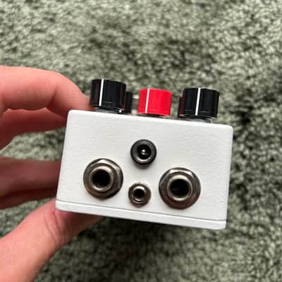 Mattoverse Electronics Tremstortion Tremolo/Drive Guitar Effects Pedal image 3