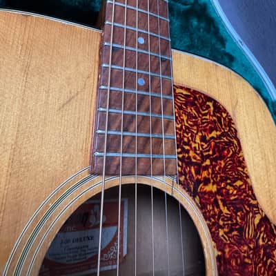Gibson J-50 Deluxe 1973-1975 with restoration video image 23
