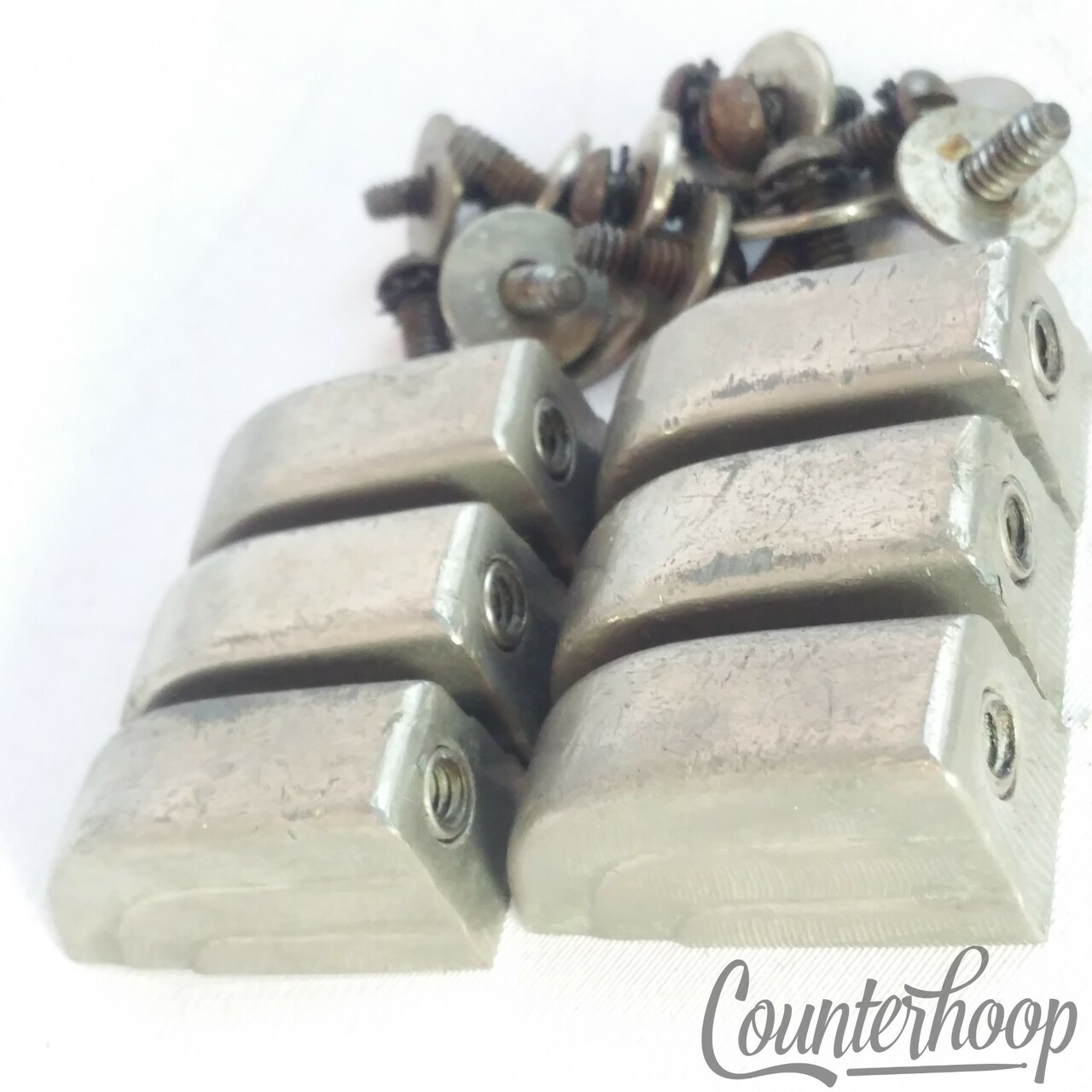 Leedy 6x Beavertail Floor/Tom/Snare Drum Lugs Nickel No-Tab Elkhart USA 40s-50s — main photograph