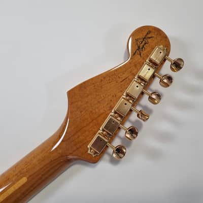 Fender Stratocaster Artisan Claro Walnut 2016 Custom Shop Amber Tinted image 14