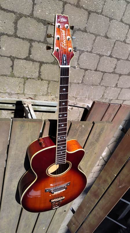 Aria AE100 1982-1984 - Red Burst image 1