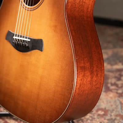 Taylor Builder's Edition 517e Grand Pacific Acoustic/Electric Guitar - Wild Honey Burst with Hardshell Case - Floor Model Demo image 4