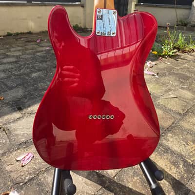 Fender Player Plus Telecaster 2024 - Crimson Red Transparent image 5