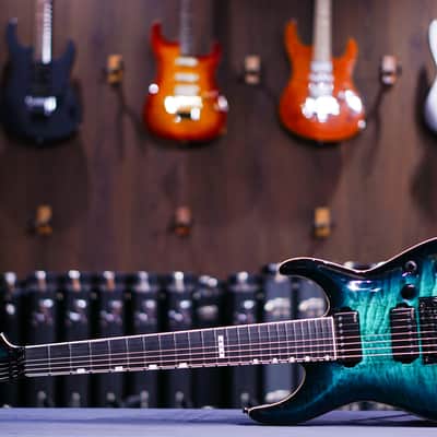 Esp E Ii Horizon Fr 7 Black Turquoise Burst image 1