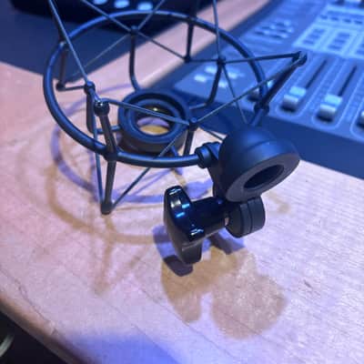 Neumann EA-1 MT Shock Mount 2010s - Black image 3