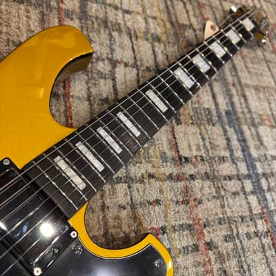 Schecter Stargazer 6 Vibrato 2024 - Present - Metallic Gold image 5