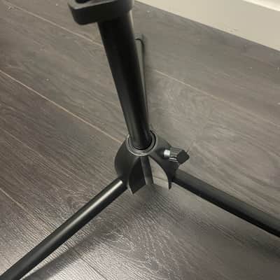 Stageline Stageline Black Tubular Steel Tripod MS205B MIC STAND WITH BOOM - Black Steel image 5