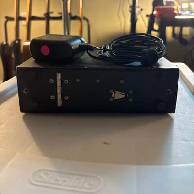 Shure FP32 Field Mixer image 3