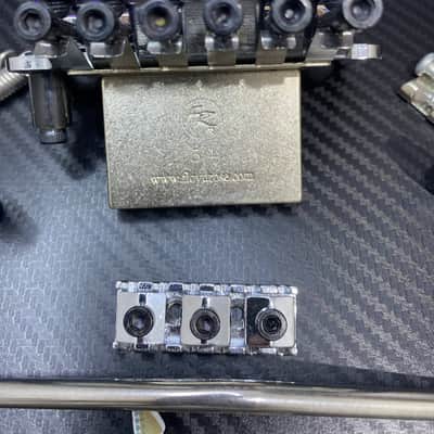 Floyd Rose Original Tremolo System FRT-1000 Chrome with Locking Nut - Left Handed | DHL Express Delivery Included | image 5