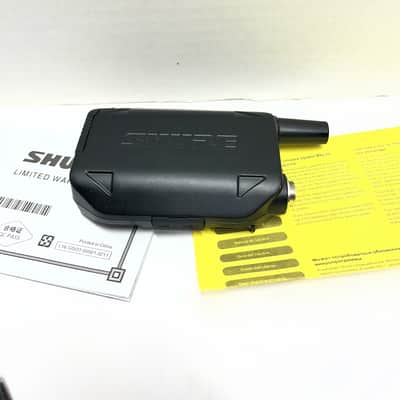 Shure GLXD1=-Z2 Shure GLXD1 Z2 Digital Wireless Bodypack Transmitter SB902 1900mAh Battery WA302 Premium Guitar/Bass Instrument Straight Cable Locking 1/4-inch SBC10-MICROB USB Cable Charger GLX GLXD16 D6 GLXD6 GLXD4 Wireless System Carry Case Bag Pouch image 10