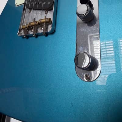 Fender Vintera ‘60s Telecaster – Lake Placid Blue w/ Fender Hard Case image 3