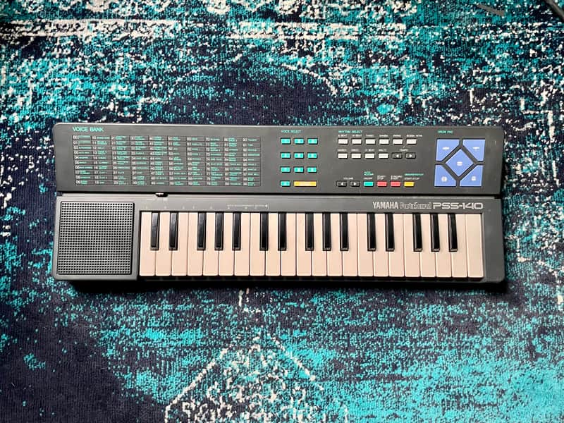 Yamaha PSS-140 Synthesizer 1988 - Black image 1