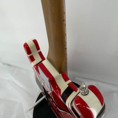 EVH Striped Series Frankie 2020 - Present - Red / White / Black Stripes Relic image 20