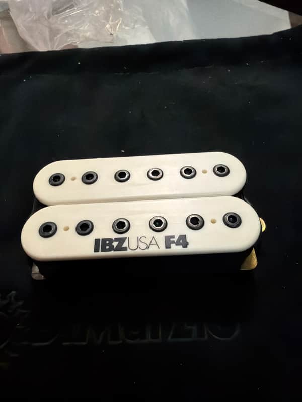Ibanez IBZ USA F4 by dimarzio(IHWF4VLU) 1990 - Black image 1